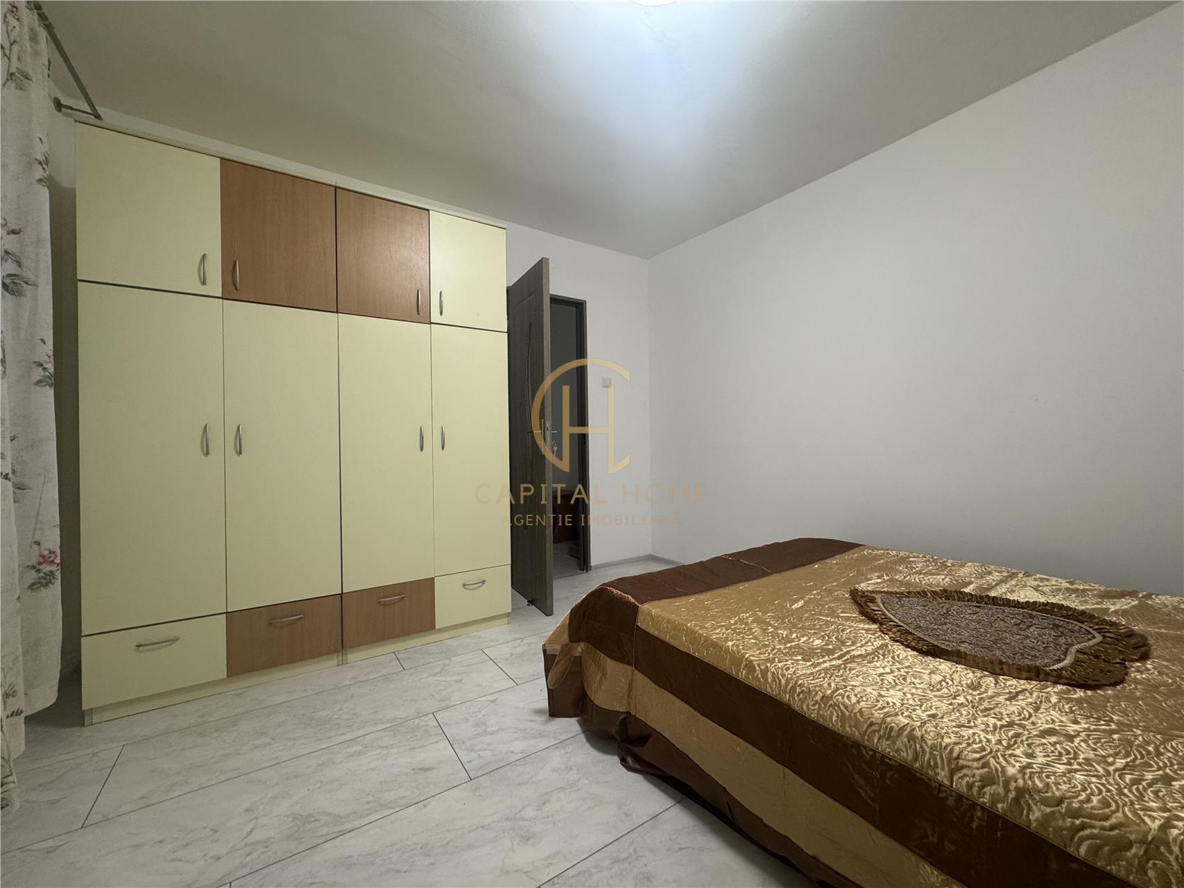 Apartament 2 camere decomandate etaj 2 renovat